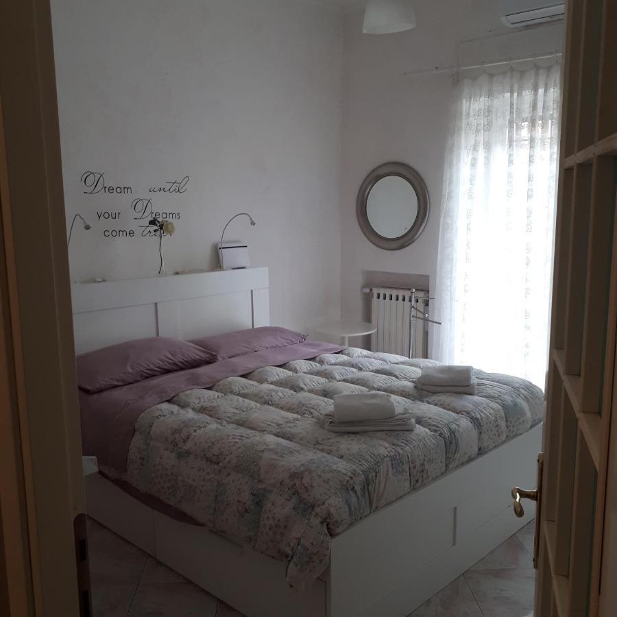 Apartmán Mirandolina Řím Exteriér fotografie
